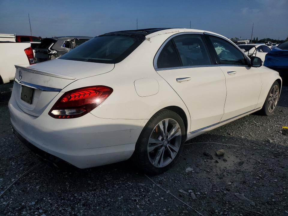 Photo 3 from auction – 2017 MERCEDES-BENZ C with VIN WDDWF4JB1HR254992