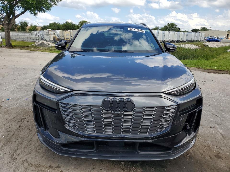 Photo 5 from auction – 2025 AUDI SQ6 E-TRON with VIN WA135BGF3SA057093
