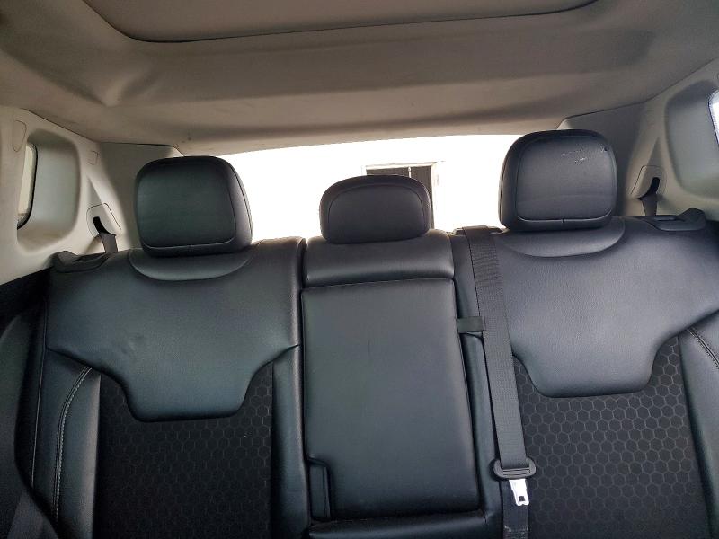 Photo 10 from auction – 2020 JEEP COMPASS with VIN 3C4NJCBB2LT229841