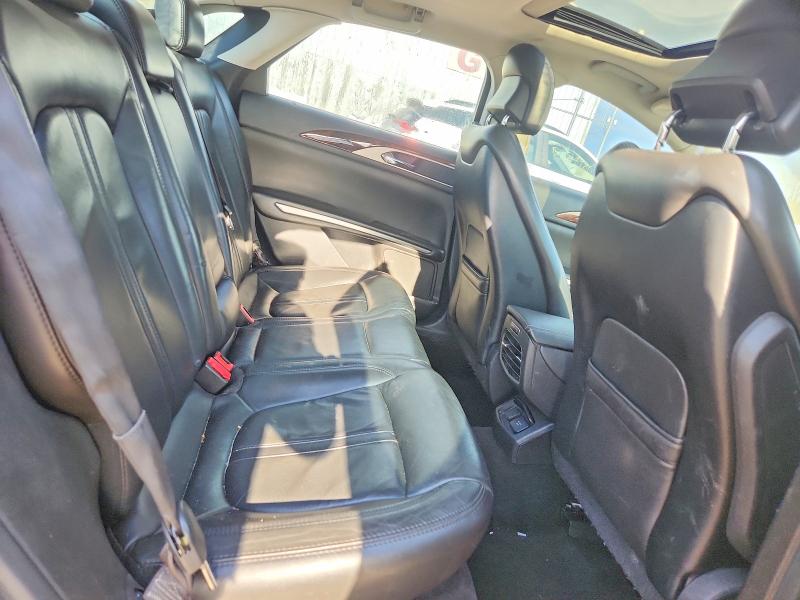Foto 10 de la subasta – 2013 LINCOLN MKZ con VIN 3LN6L2LU8DR828746