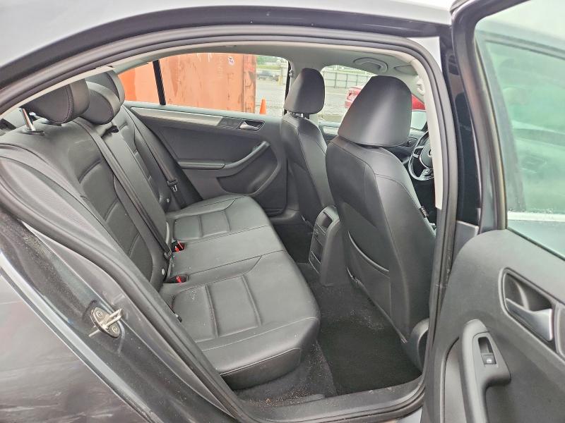 Photo 10 from auction – 2017 VOLKSWAGEN JETTA with VIN 3VWDB7AJ6HM322191