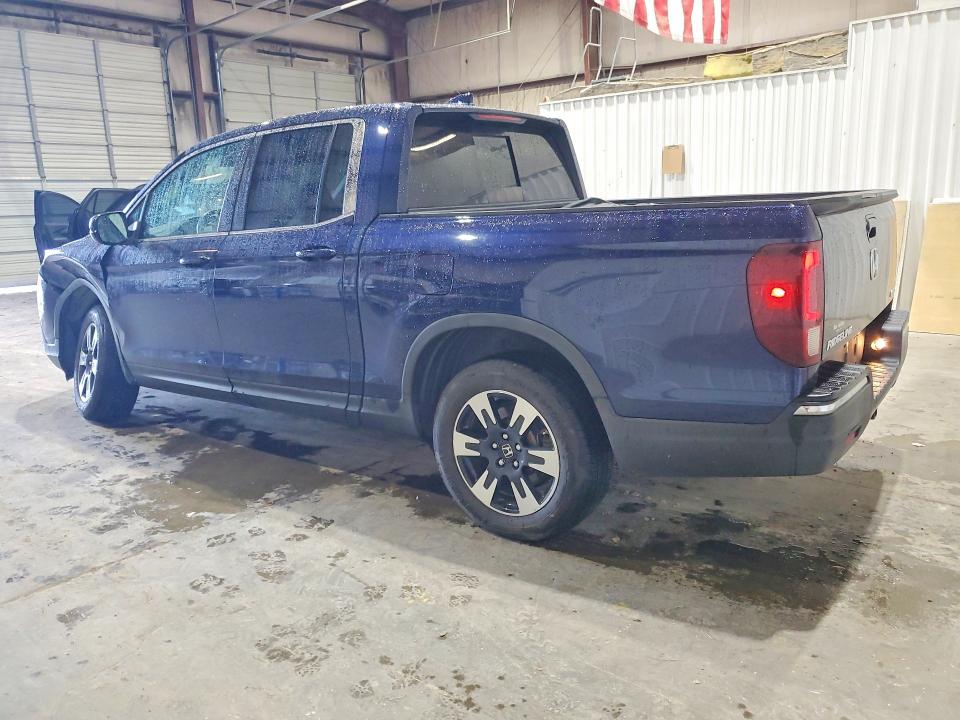 Photo 2 from auction – 2020 HONDA RIDGELINE with VIN 5FPYK3F57LB020616