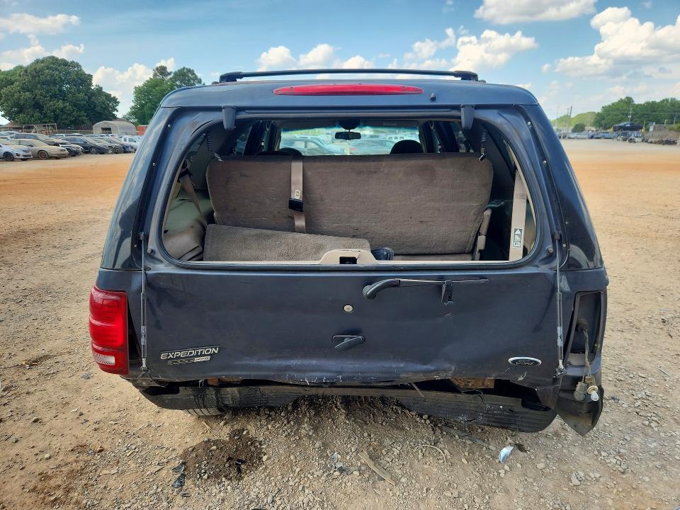 Photo 6 from auction – 2002 FORD EXPEDITION with VIN 1FMRU15W12LA07065