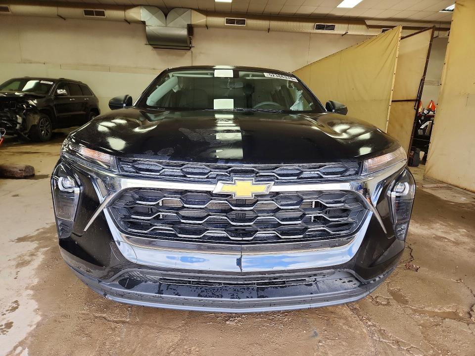 Photo 5 from auction – 2026 CHEVROLET TRAX with VIN KL77LFEP2TC057329
