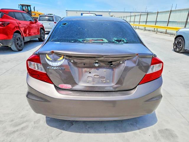 Photo 6 from auction – 2012 HONDA CIVIC with VIN 2HGFB2F56CH516528