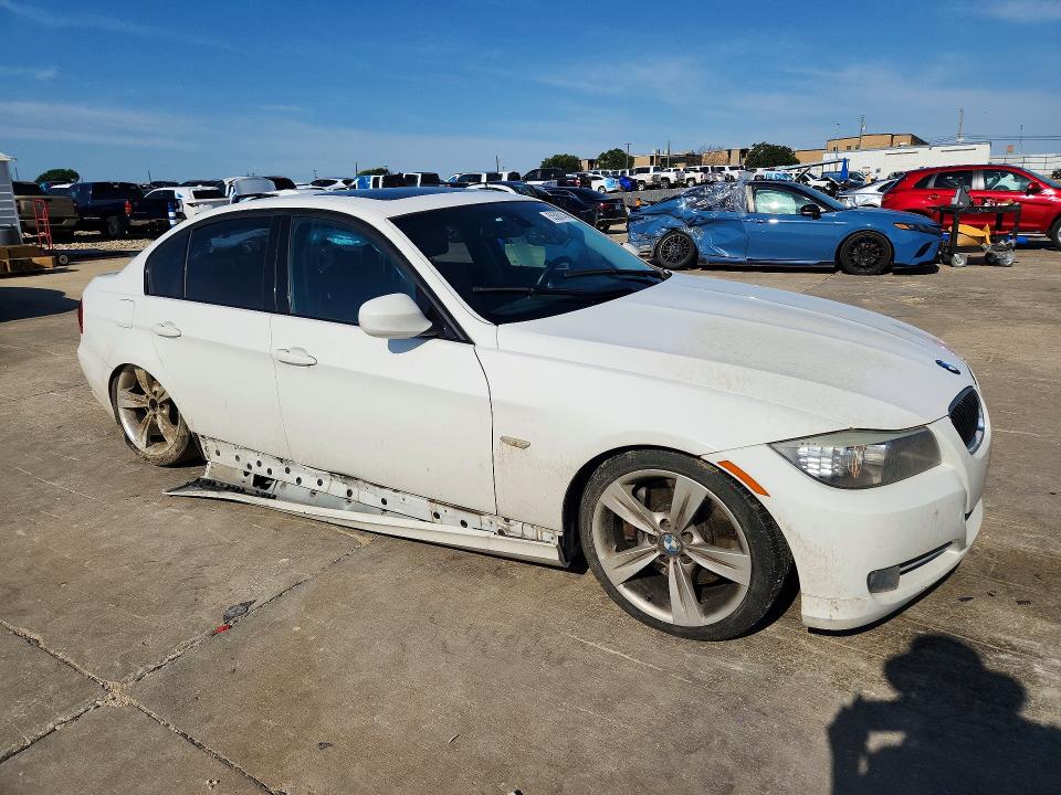 Photo 4 from auction – 2009 BMW 335 with VIN WBAPM77589NL86712