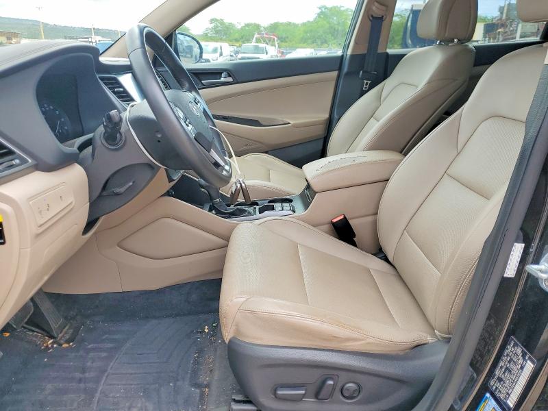 Photo 7 from auction – 2017 HYUNDAI TUCSON with VIN KM8J33A41HU418565