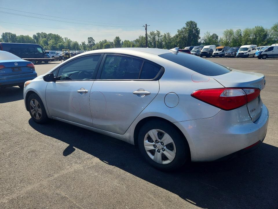 Photo 2 from auction – 2015 KIA FORTE with VIN KNAFK4A69F5423800