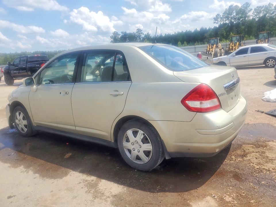 Photo 2 from auction – 2008 NISSAN VERSA with VIN 3N1BC11E88L441019