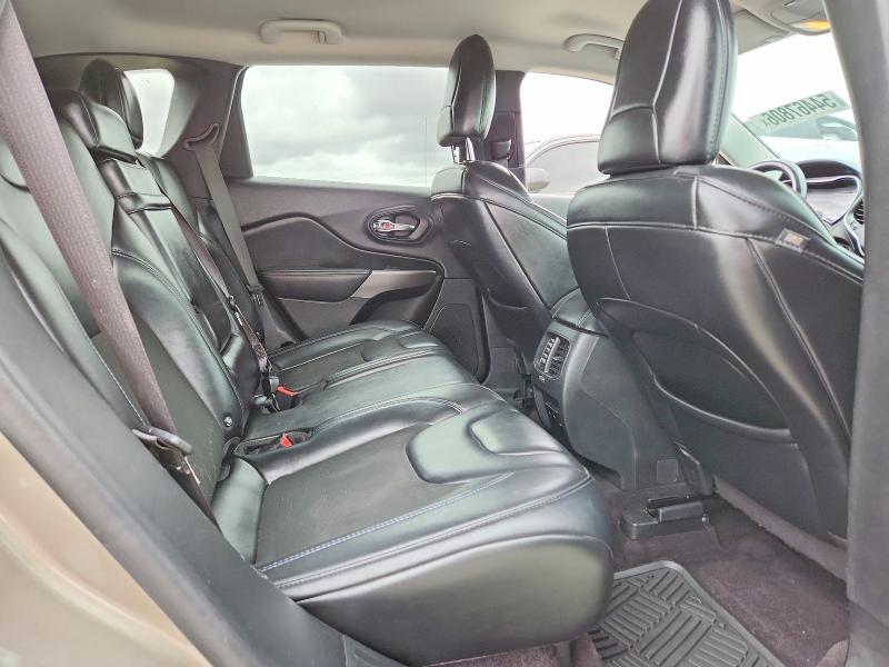 Photo 11 from auction – 2019 JEEP CHEROKEE with VIN 1C4PJLLB7KD184391