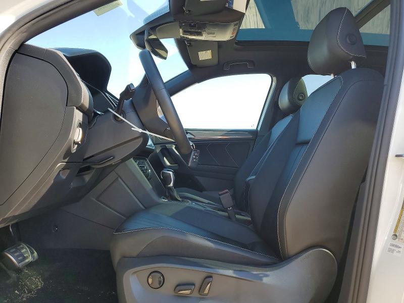 Photo 7 from auction – 2023 VOLKSWAGEN TIGUAN with VIN 3VVCB7AX0PM069971