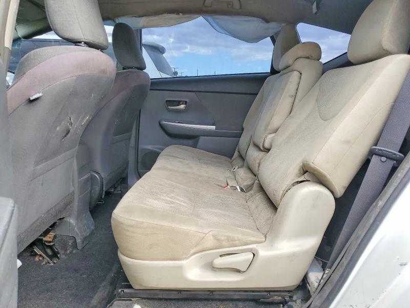 Photo 10 from auction – 2014 TOYOTA PRIUS V with VIN JTDZN3EU1EJ006154
