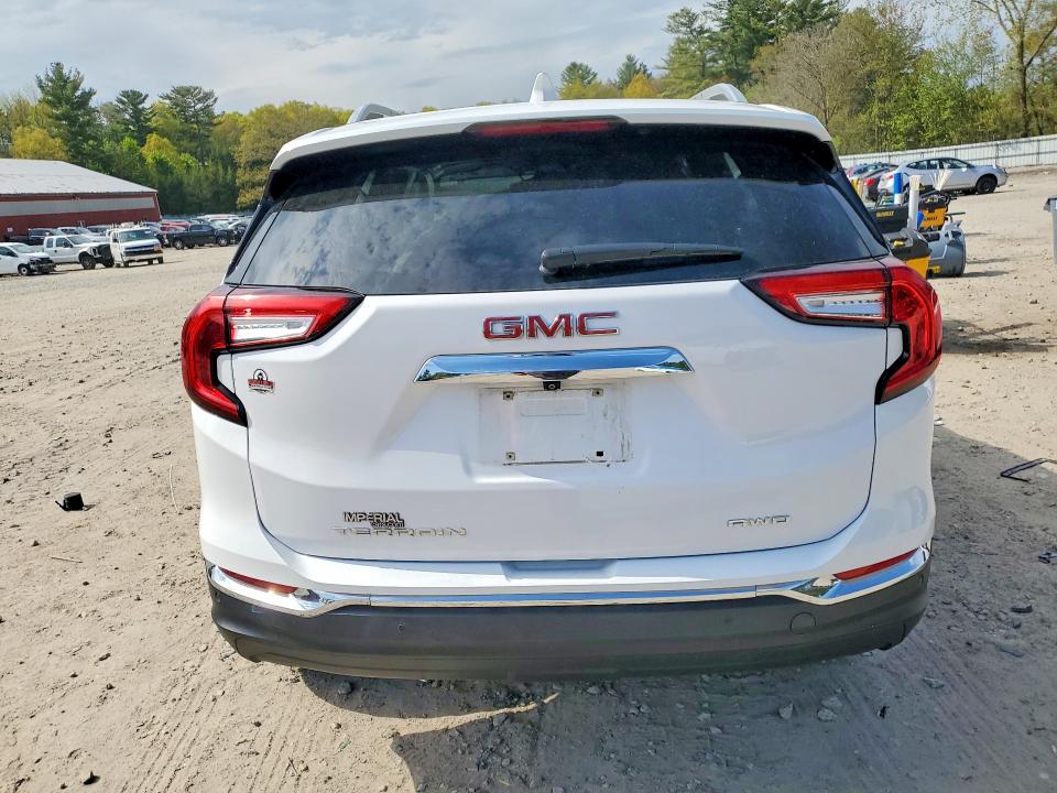 Photo 6 from auction – 2022 GMC TERRAIN with VIN 3GKALVEVXNL158048