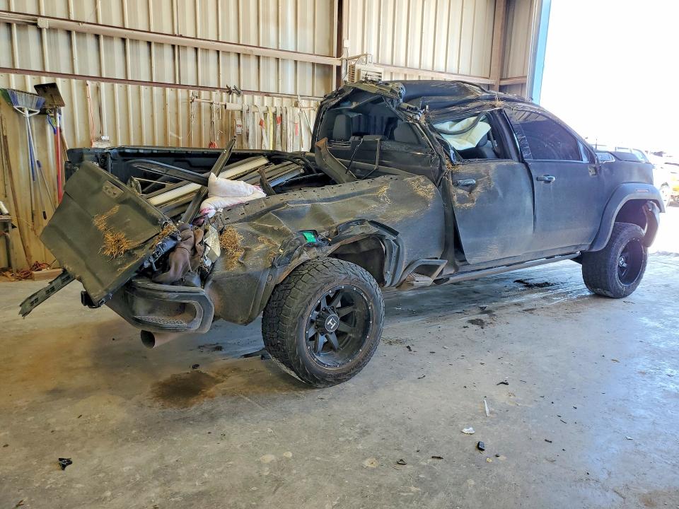 Photo 3 from auction – 2023 GMC SIERRA with VIN 1GT49REY2PF105916