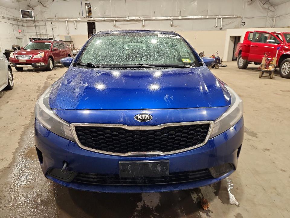 Photo 5 from auction – 2018 KIA FORTE with VIN 3KPFK4A78JE258749
