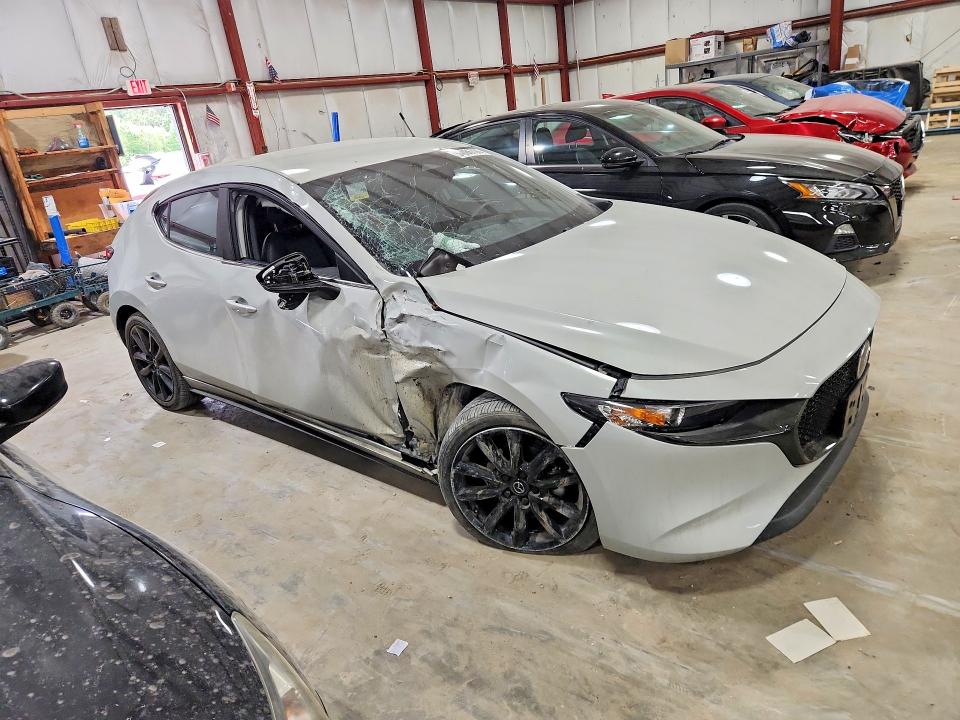 Фото 4 с аукциона – 2024 MAZDA 3 с VIN JM1BPAKM6R1720632
