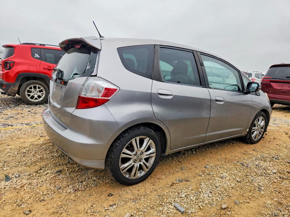 Photo 3 from auction – 2010 HONDA FIT with VIN JHMGE8H41AS001023