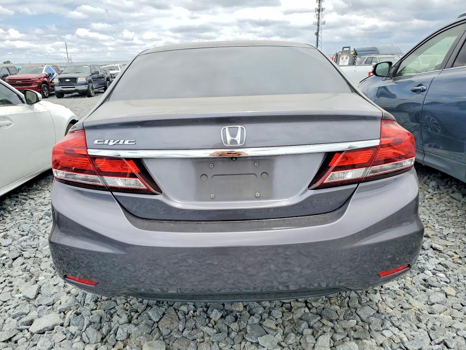 Photo 6 from auction – 2015 HONDA CIVIC with VIN 2HGFB2F89FH532768