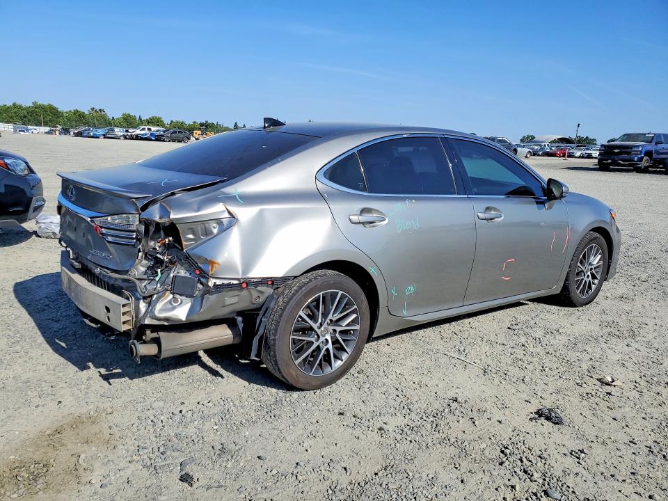 Photo 3 from auction – 2017 LEXUS ES with VIN 58ABK1GG6HU040653