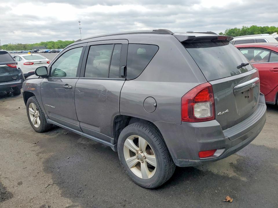 Photo 2 from auction – 2015 JEEP COMPASS with VIN 1C4NJDEB7FD303296