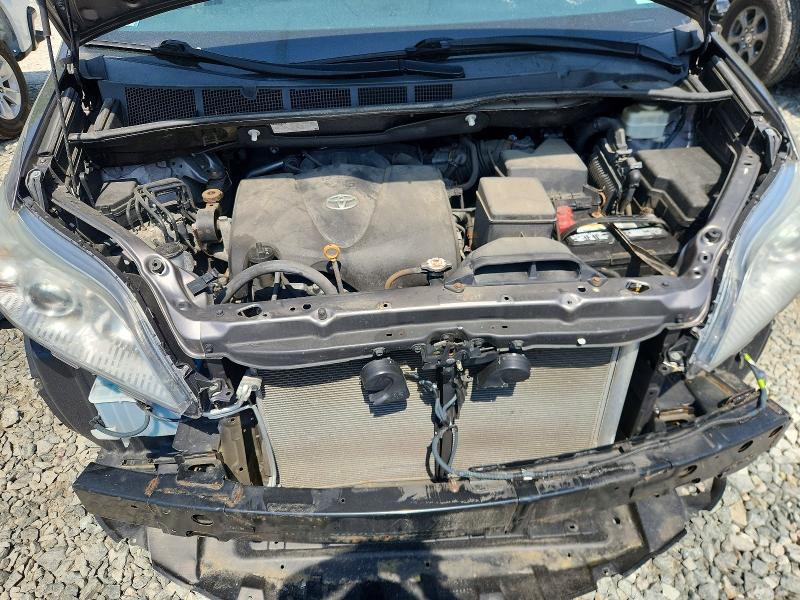 Photo 12 from auction – 2017 TOYOTA SIENNA with VIN 5TDJZ3DC8HS173015