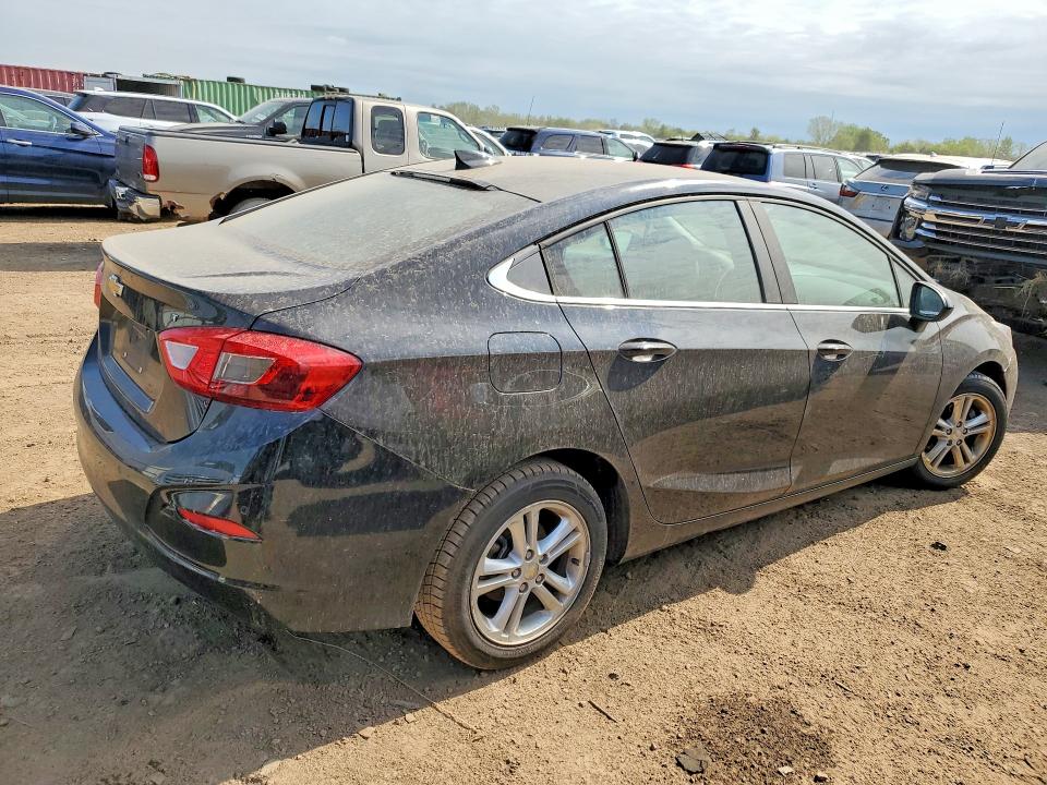 Photo 3 from auction – 2016 CHEVROLET CRUZE with VIN 1G1BE5SM2G7247411