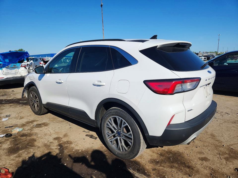 Photo 2 from auction – 2021 FORD ESCAPE with VIN 1FMCU9H68MUA86151