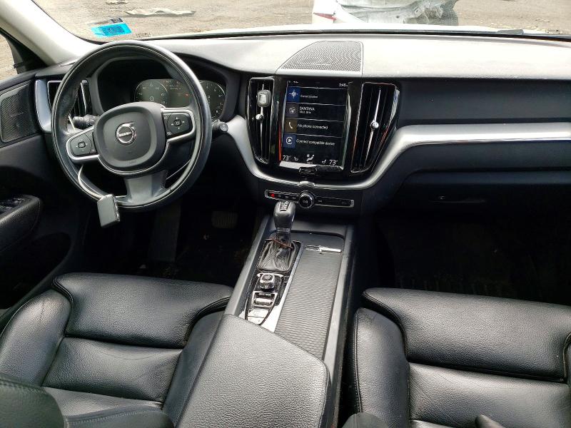 Photo 8 from auction – 2019 VOLVO XC60 with VIN LYV102RK0KB214738