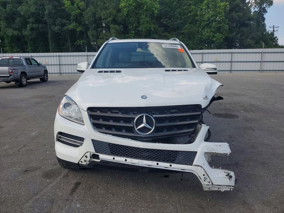 Photo 5 from auction – 2015 MERCEDES-BENZ ML with VIN 4JGDA5HB0FA615342