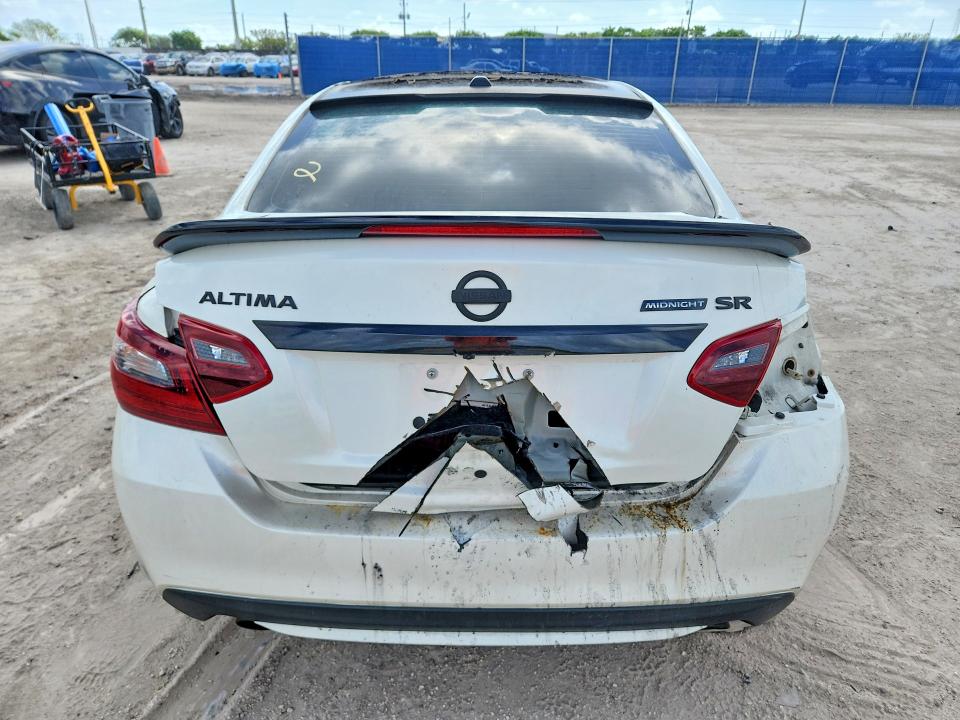 Photo 6 from auction – 2018 NISSAN ALTIMA with VIN 1N4AL3AP6JC161404