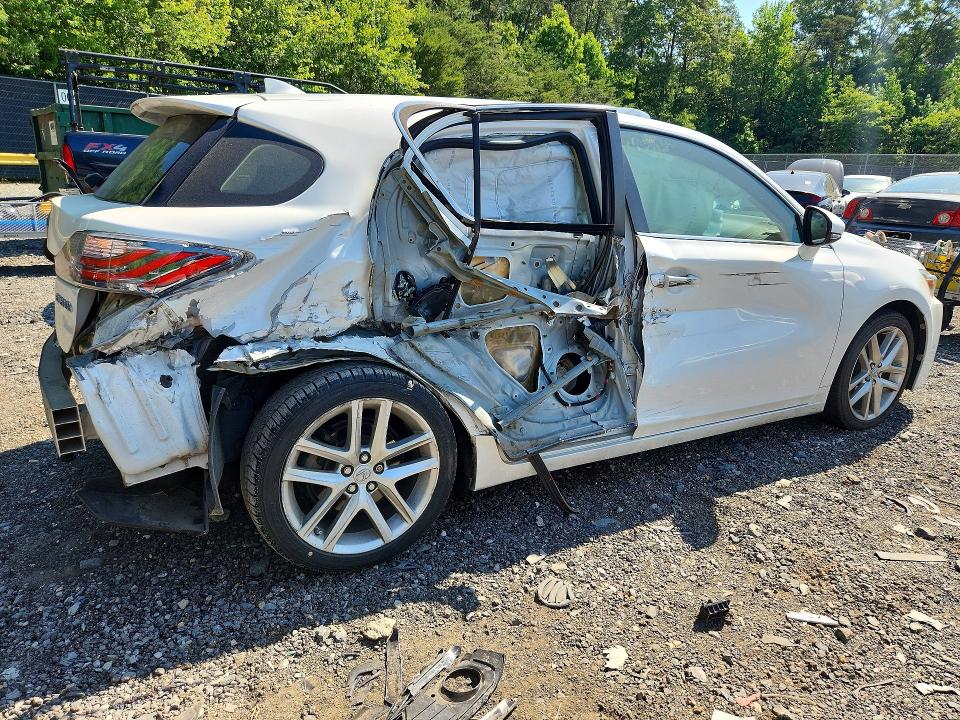 Foto 3 de la subasta – 2014 LEXUS CT con VIN JTHKD5BH4E2181854