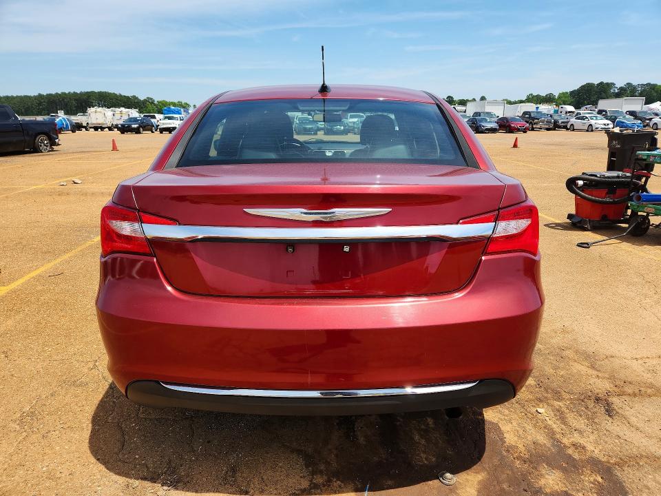 Photo 6 from auction – 2011 CHRYSLER 200 with VIN 1C3BC2FB9BN594263