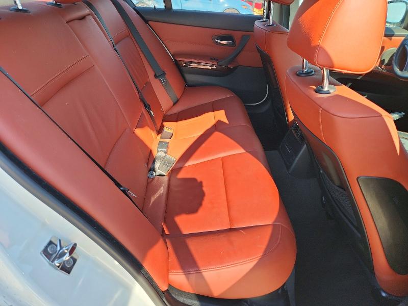 Photo 10 from auction – 2009 BMW 335 with VIN WBAPM77589NL86712