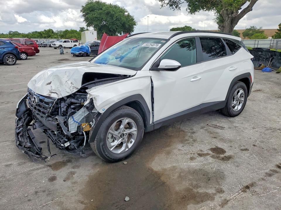 Photo 1 from auction – 2022 HYUNDAI TUCSON with VIN 5NMJB3AEXNH047702