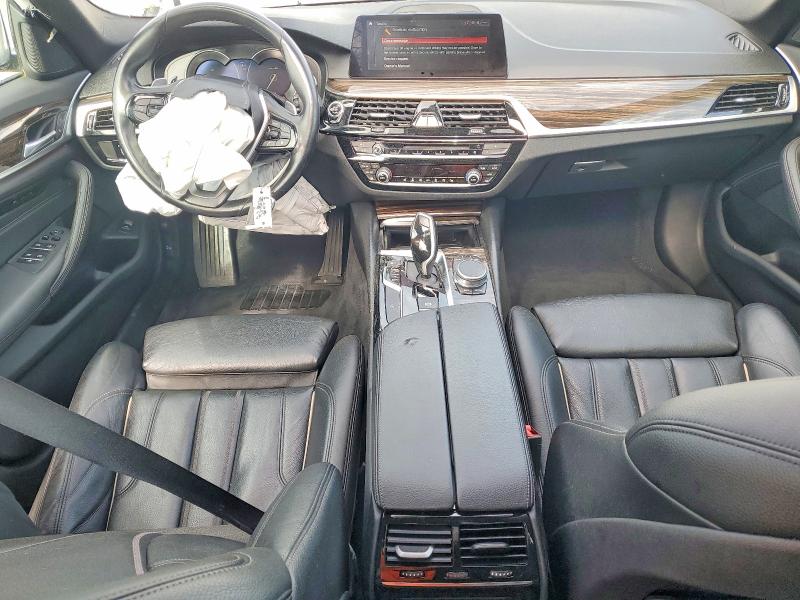 Photo 8 from auction – 2019 BMW 530 with VIN WBAJA7C54KWW25693