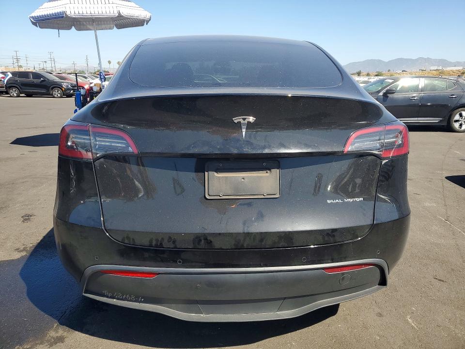 Photo 6 from auction – 2022 TESLA MODEL Y with VIN 7SAYGDEE5NF316127
