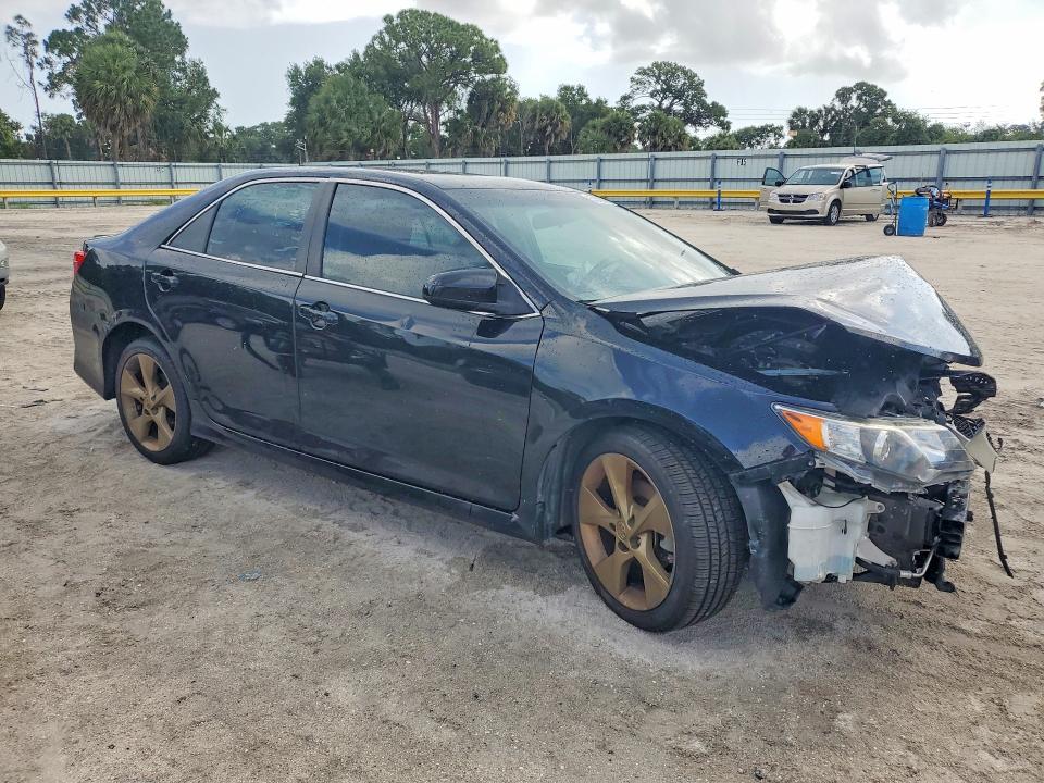 Photo 4 from auction – 2014 TOYOTA CAMRY with VIN 4T1BF1FK7EU345401