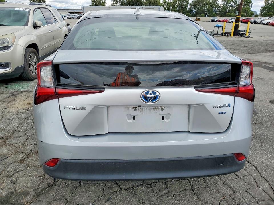 Снимка 6 от търг – 2022 TOYOTA PRIUS с VIN JTDKAMFU5N3160842