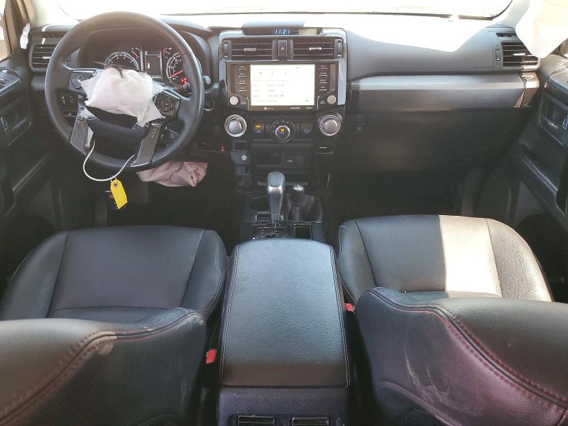Photo 8 from auction – 2020 TOYOTA 4RUNNER with VIN JTEBU5JR9L5812973