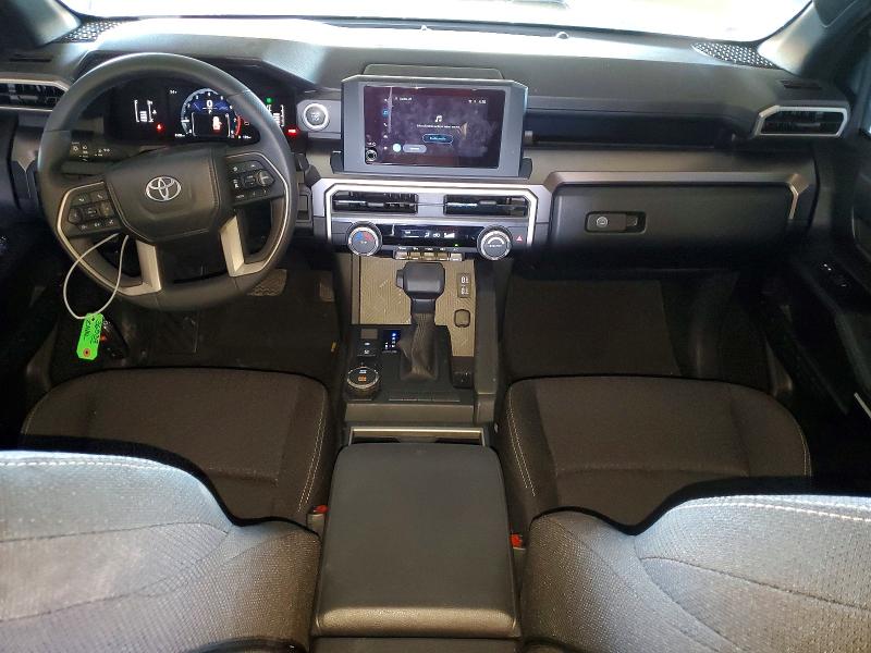 Photo 8 from auction – 2025 TOYOTA 4RUNNER with VIN JTEVA5AR3S5004462