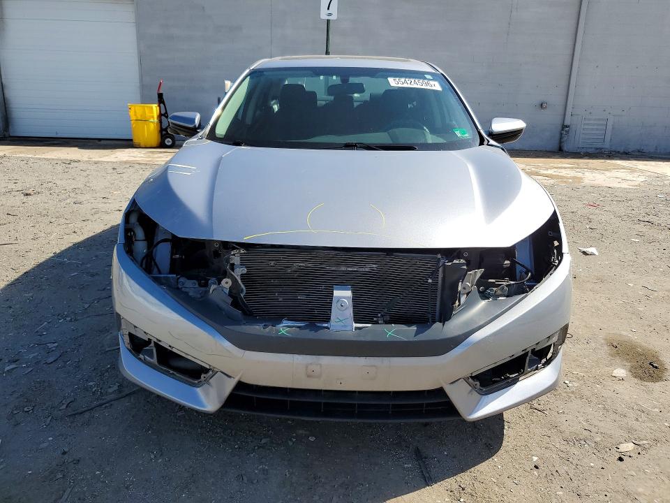 Photo 5 from auction – 2017 HONDA CIVIC with VIN 2HGFC1F31HH634368