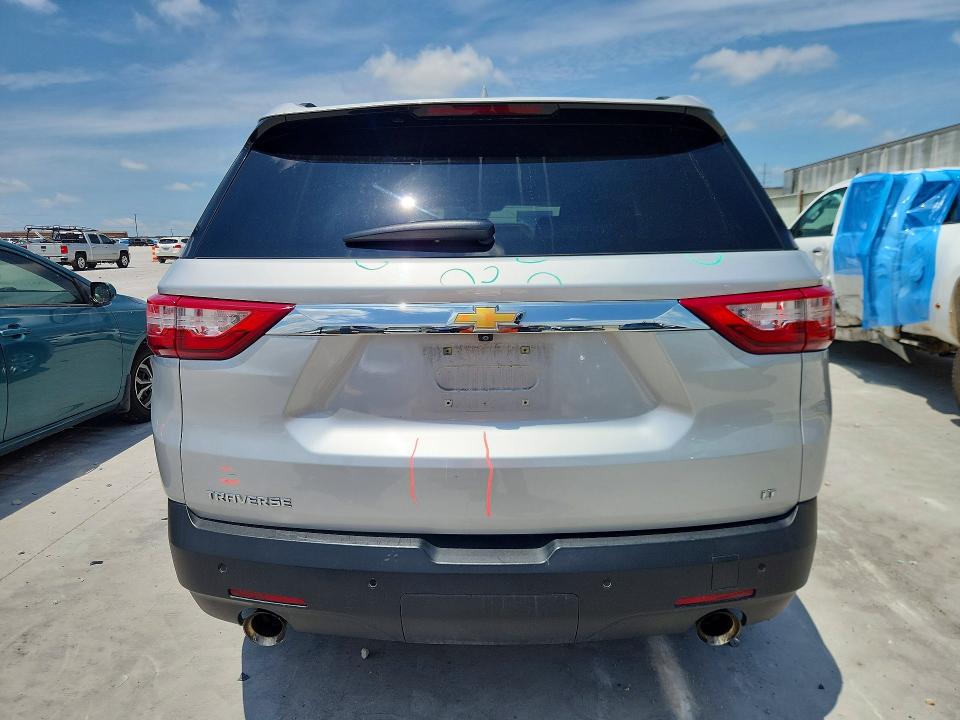 Photo 6 from auction – 2021 CHEVROLET TRAVERSE with VIN 1GNERGKW3MJ160970