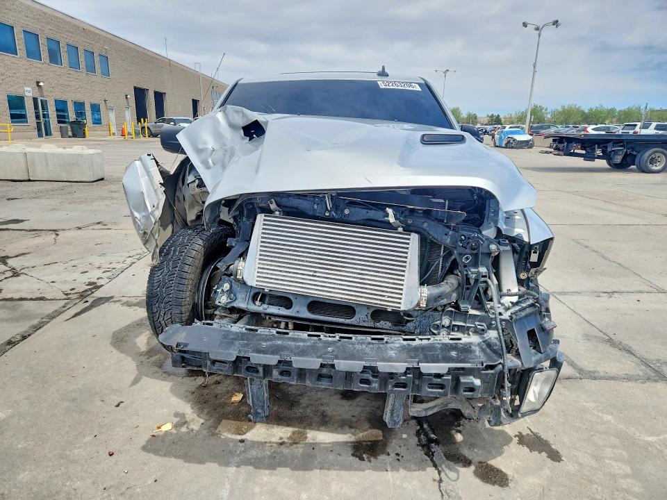 Photo 5 from auction – 2014 RAM 1500 with VIN 3C6JR6CT7EG103428