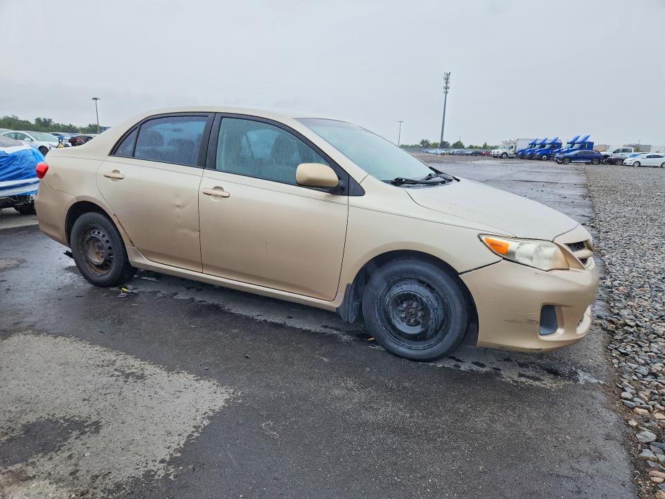 Photo 4 from auction – 2011 TOYOTA COROLLA with VIN 2T1BU4EE2BC731451