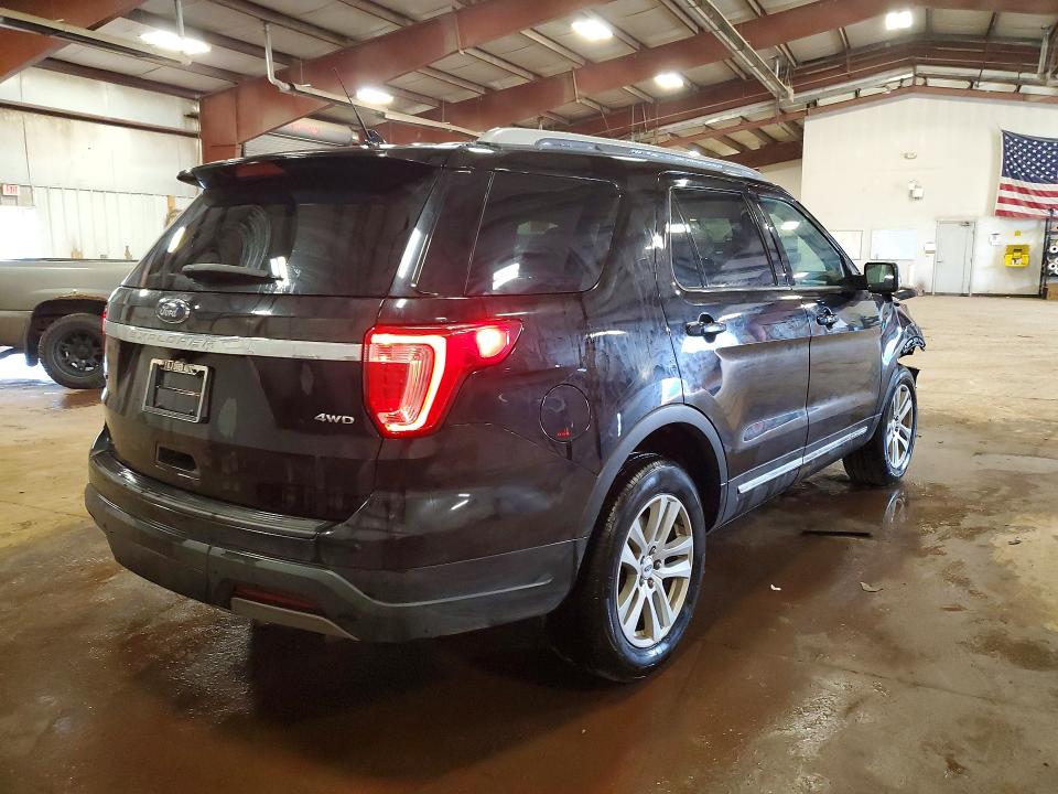Photo 3 from auction – 2019 FORD EXPLORER with VIN 1FM5K8D80KGB37637