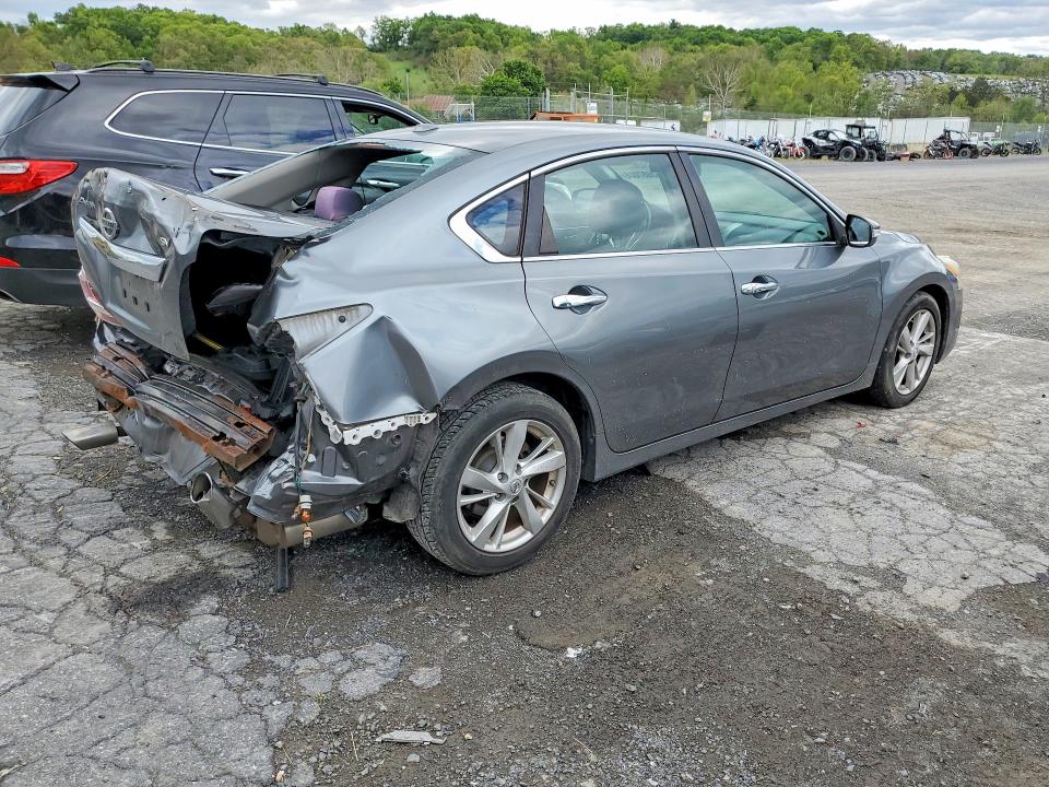 Zdjęcie 3 z aukcji – 2015 NISSAN ALTIMA z VIN 1N4AL3AP7FC112803