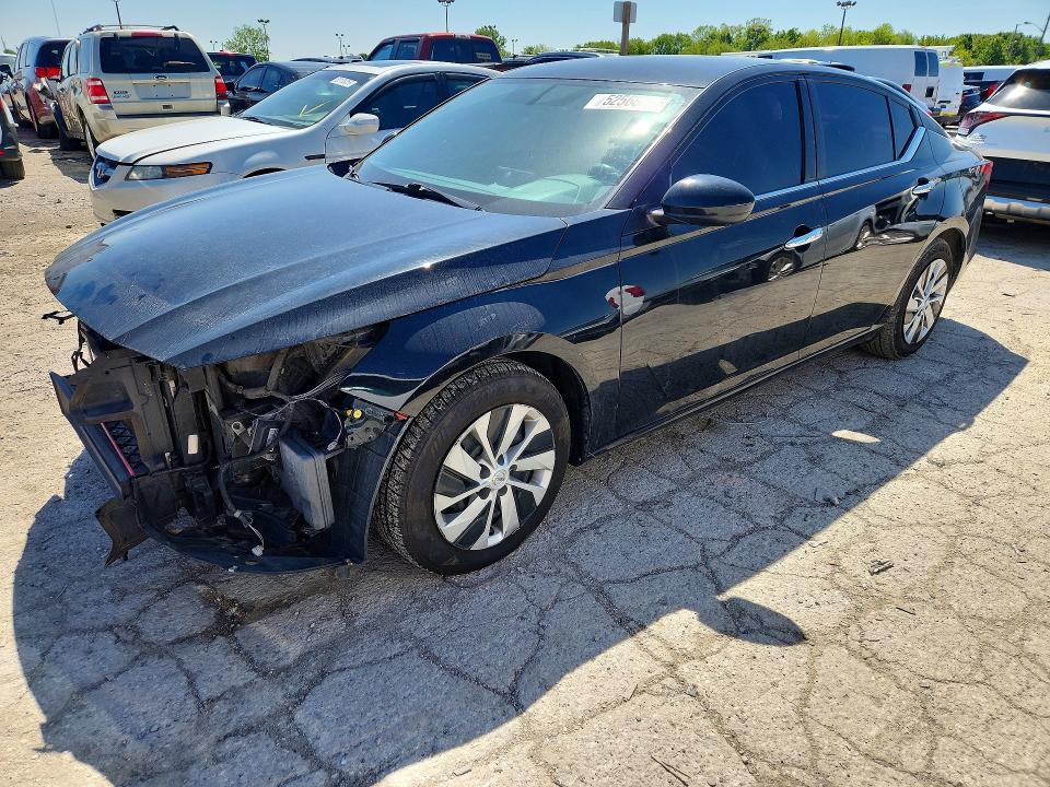 NISSAN ALTIMA 2019 with VIN 1N4BL4BV5KC203764 - Photo from auction