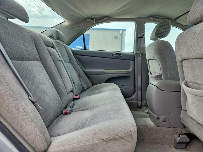 Photo 10 from auction – 2004 TOYOTA CAMRY with VIN 4T1BE32K64U916539
