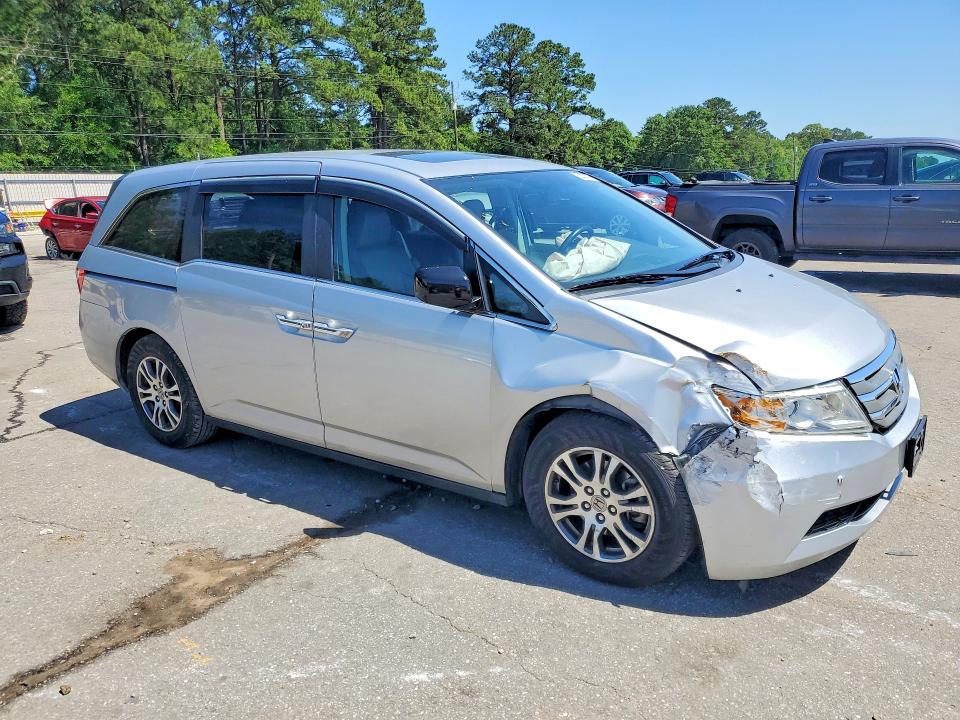 Photo 4 from auction – 2013 HONDA ODYSSEY with VIN 5FNRL5H65DB003942