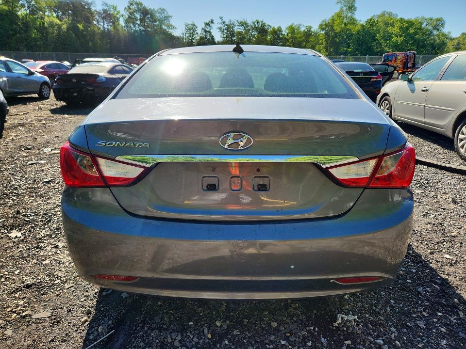 Photo 6 from auction – 2013 HYUNDAI SONATA with VIN 5NPEB4AC6DH798450